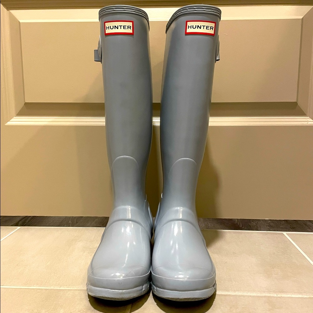 *LIKE NEW* Tall Hunter Rainboots, Bouvet Blue Glossy Size 7